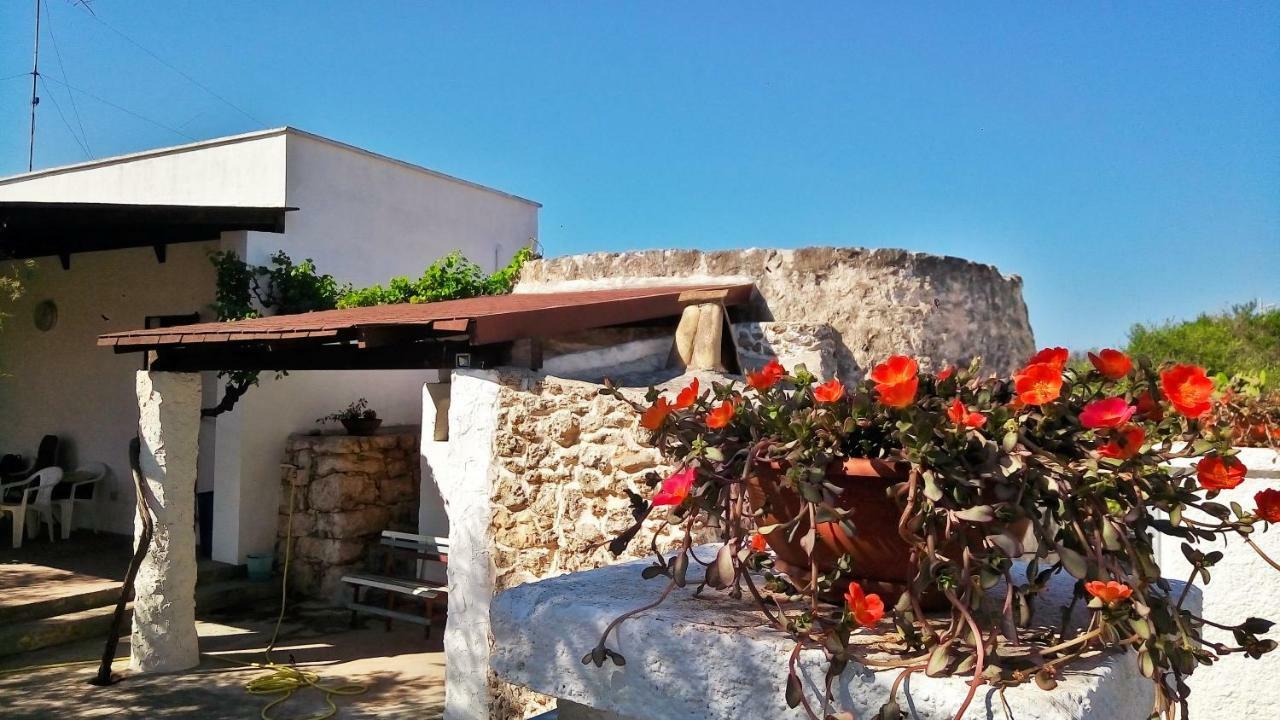Trullo Don Gabriel Villa Alliste Exteriör bild